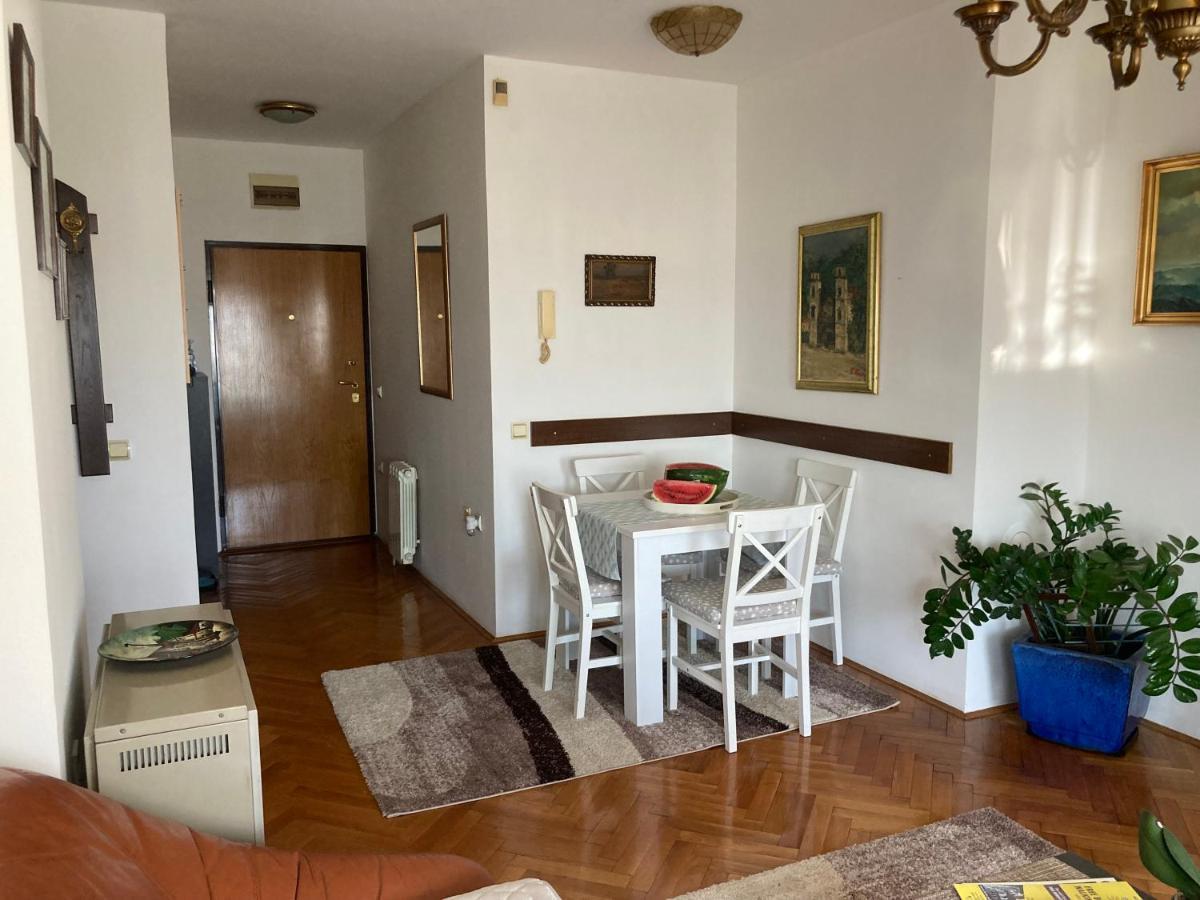 Apartament Rajana , Beograd - Hram Svetog Save Zewnętrze zdjęcie